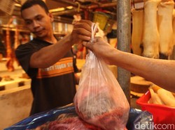Mulai Hari Ini Pemkot Surabaya Larang Penggunaan Kantong Plastik Sekali Pakai