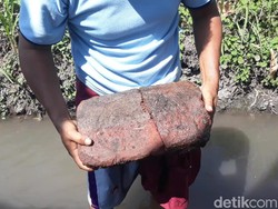 Temuan Bata Kuno di Saluran Irigasi Kerap Dijadikan Pondasi Rumah Warga
