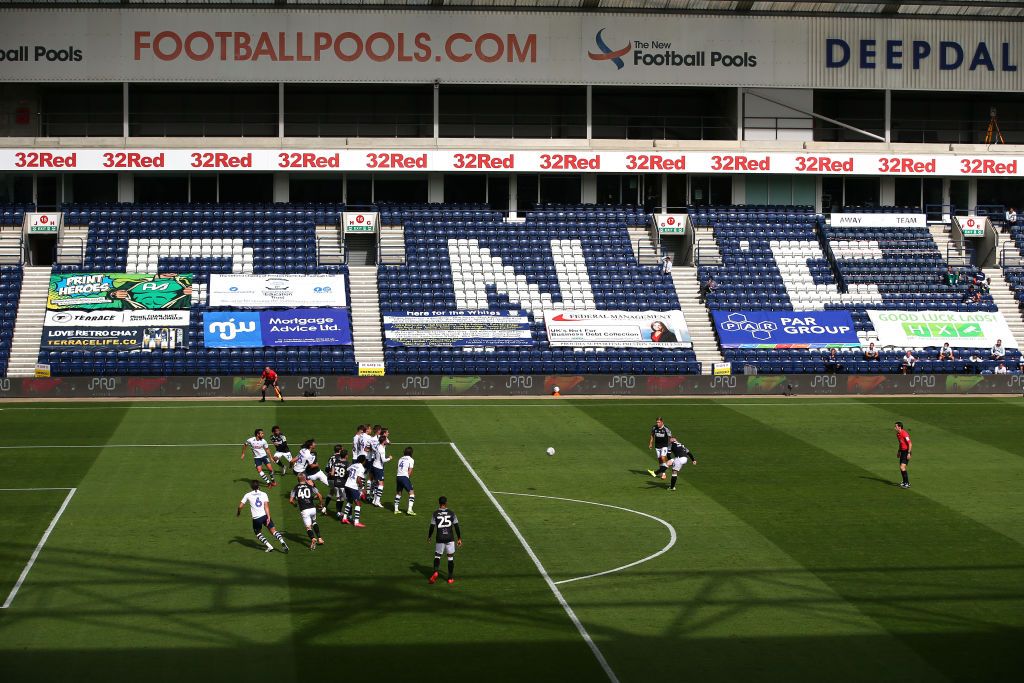 PRESTON, ENGLAND - JULY 01:  Wayne Rooney of Derby County celebrates with team mates after scoring the opening goal during the Sky Bet Championship match between Preston North End and Derby County at Deepdale on July 01, 2020 in Preston, England. (Photo by Alex Livesey/Getty Images)