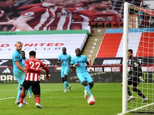 Sheffield Vs Tottenham: The Lillywhites Tumbang 1-3