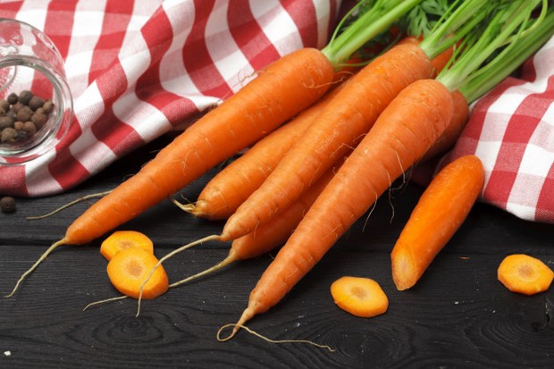 Wortel/freepik.com wortel memiliki kandungan vitamin A yang berfungsi sebagai kondisioner alami