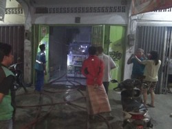 Kebakaran Apotek di Jalan Veteran Makassar, Api Berhasil Dipadamkan