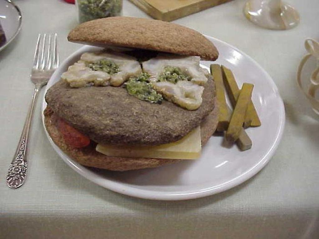 Unik! Batu Kristal Ini Bentuknya Seperti Ayam Goreng dan Burger Unik! Batu Kristal Ini Bentuknya Seperti Ayam Goreng dan Burger