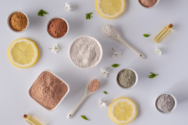 Perhatikan campuran masker susu Dancow yang akan dibuat