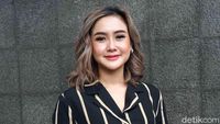 8 Potret Walk In Closet Cita Citata, Dipenuhi Barang High-end