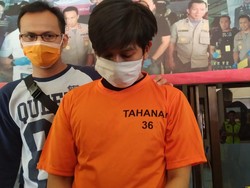 Akhir Keisengan Barista Starbucks Akibat Intip Payudara Pelanggan