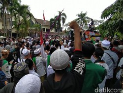 Tolak RUU HIP, Ribuan Warga Demo di Depan Gedung DPRD Ciamis