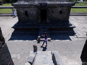 New Normal di Dieng, Wisatawan Dilarang Naik dan Sentuh Candi