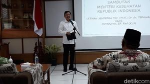 Ditanya Soal Reshuffle, Menkes Datangi Kampung Halaman Jokowi