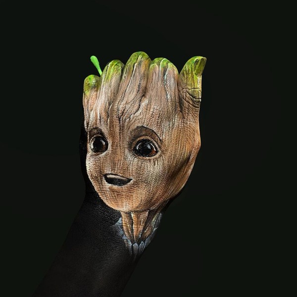 Keren Lukisan Monster Di Tangan Bikin Terpukau Keren Lukisan Monster Di Tangan Bikin Terpukau