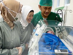 Anak Kelima Zaskia Adya Mecca Sempat Sesak Napas saat Dilahirkan