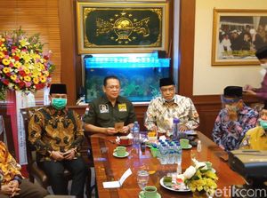 Ditemui Ketua MPR, Ketum PBNU Minta RUU HIP Dicabut-Diubah Jadi RUU BPIP Ditemui Ketua MPR, Ketum PBNU Minta RUU HIP Dicabut-Diubah Jadi RUU BPIP