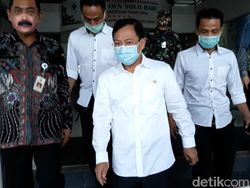 Menkes Beri Santunan ke Keluarga 2 Nakes Corona yang Gugur di Jateng