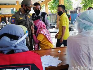 Perempuan di Kota Pasuruan Nangis Saat Rapid Test Karena Takut Jarum