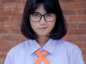 Ploy Sornarin, Bintang Thailand yang Disebut Mirip Adhisty Zara