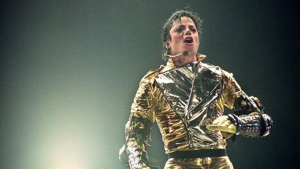 Potret 11 Tahun Kematian Michael Jackson