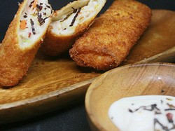 Praktis! Ini 5 Rekomendasi Risol Frozen yang Tinggal Goreng