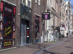 Daftar Negara yang Lockdown Lagi Gegara Corona Mengganas