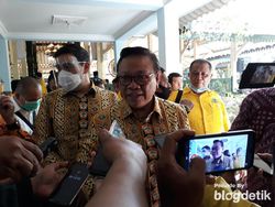 Agung Laksono Soal Isu Reshuffle: Akan Picu Kabinet Kerja Lebih Keras