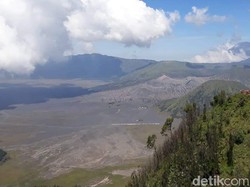 Tertutup untuk Wisatawan, Yadnya Kasada Tahun Ini Khusus Bagi Warga Tengger