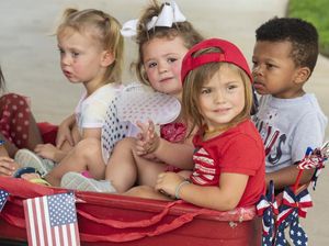 Gemas! Intip Foto-foto Parade Balita Imut di Kemerdekaan AS