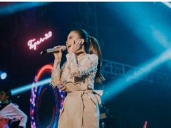 Malam Ini! Jangan Ketinggalan Streaming Concert Tegar 2.0 Rossa