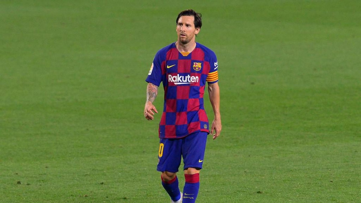 Samuel Etoo berharap Barcelona bisa mempertahankan Lionel Messi (Foto: AFP/PAU BARRENA)