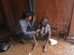 Para Tabib yang Melindungi Desa-desa India dari Virus Corona