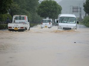 Jepang Dilanda Banjir, 50 Orang Dikhawatirkan Tewas Jepang Dilanda Banjir, 50 Orang Dikhawatirkan Tewas