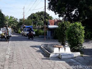 Terungkapnya Kisah 3 Bayi yang Dimakamkan di Tengah Pertigaan Jalan Solo