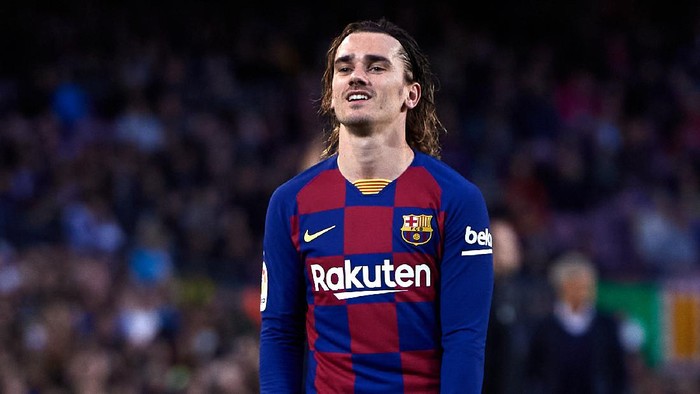 BARCELONA, SPAIN - MARCH 07: Antoine Griezmann of FC Barcelona reacts during the Liga match between FC Barcelona and Real Sociedad at Camp Nou on March 07, 2020 in Barcelona, Spain. (Photo by Alex Caparros/Getty Images)