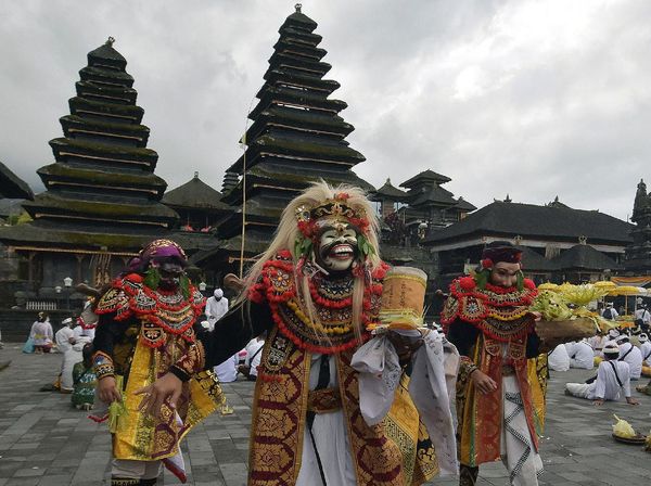 Bali Bersiap Sambut New Normal Lewat Upacara Pamahayu Jagat
