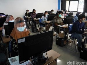Begini Penerapan Protokol Kesehatan Saat UTBK di UNJ Begini Penerapan Protokol Kesehatan Saat UTBK di UNJ