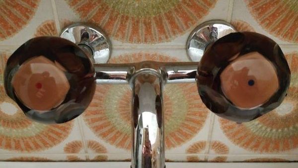 Kumpulan Tatapan Benda Mati yang Bikin Terkejut