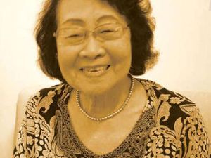 Ibu Julie Sutardjana Penulis Buku Resep Tertua di Indonesia Ibu Julie Sutardjana Penulis Buku Resep Tertua di Indonesia