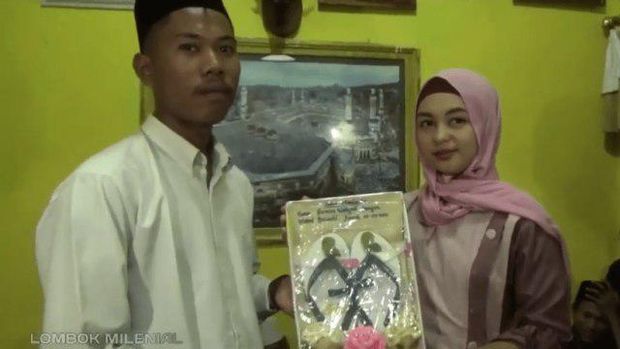 Mas kawin sandal jepit