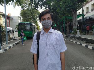Demi Lancar UTBK, Peserta Ini Biasakan Bermasker di Rumah Saat Try Out Demi Lancar UTBK, Peserta Ini Biasakan Bermasker di Rumah Saat Try Out