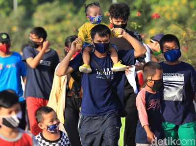 Potret Anak-anak di CFD Bekasi
