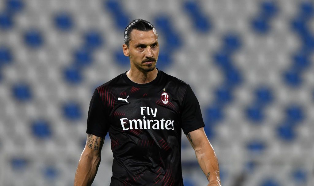 1223855596 FERRARA, ITALY - JULY 01: Zlatan Ibrahimovic of AC Milan against an empty stand with Covid-19 restrictions still in place during the Serie A match between SPAL and AC Milan at Stadio Paolo Mazza on July 1, 2020 in Ferrara, Italy. (Photo by Chris Ricco/Getty Images)