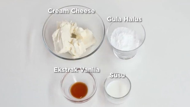 Bahan Frosting/Sumber: youtube.com/Devinahermawan Bahan frosting cinnamon roll