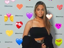 Foto Topless Anak Mantan Penasihat Trump Bocor di Twitter Ibunya