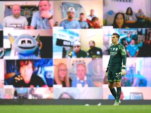 Duh, Ederson... Kok Kebobolan Kayak Gitu Lagi Sih