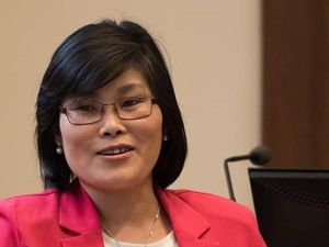 Kisah Pengungsi Korut Donasikan Ribuan APD ke Panti Jompo di Inggris