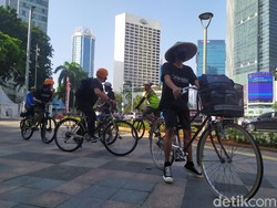 Kawal Gugatan Polusi Udara DKI, Koalisi Gerakan Ibu Kota Gowes ke PN Jakpus