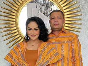 8 Bulan LDR dengan Raul Lemos, Krisdayanti Singgung Ujian Keluarga 8 Bulan LDR dengan Raul Lemos, Krisdayanti Singgung Ujian Keluarga