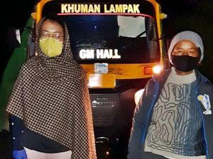 Wanita Tempuh Perjalanan 8 Jam Demi Antar Penumpang Pejuang Corona Pulang