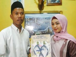 Pasangan Dulu Viral Nikah dengan Mahar Sandal Jepit, Nasibnya Kini Ngenes