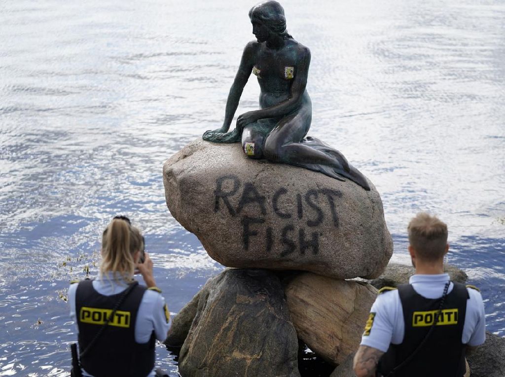 Hiks... Patung Putri Duyung di Denmark Dicap Rasis