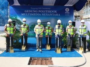 Topping Off, Gedung Politeknik Multimedia Nusantara Beroperasi 2021 Topping Off, Gedung Politeknik Multimedia Nusantara Beroperasi 2021
