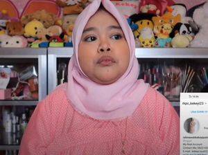 Cerita Pilu Kekeyi Ditinggal Ayah Sejak Lahir Cerita Pilu Kekeyi Ditinggal Ayah Sejak Lahir